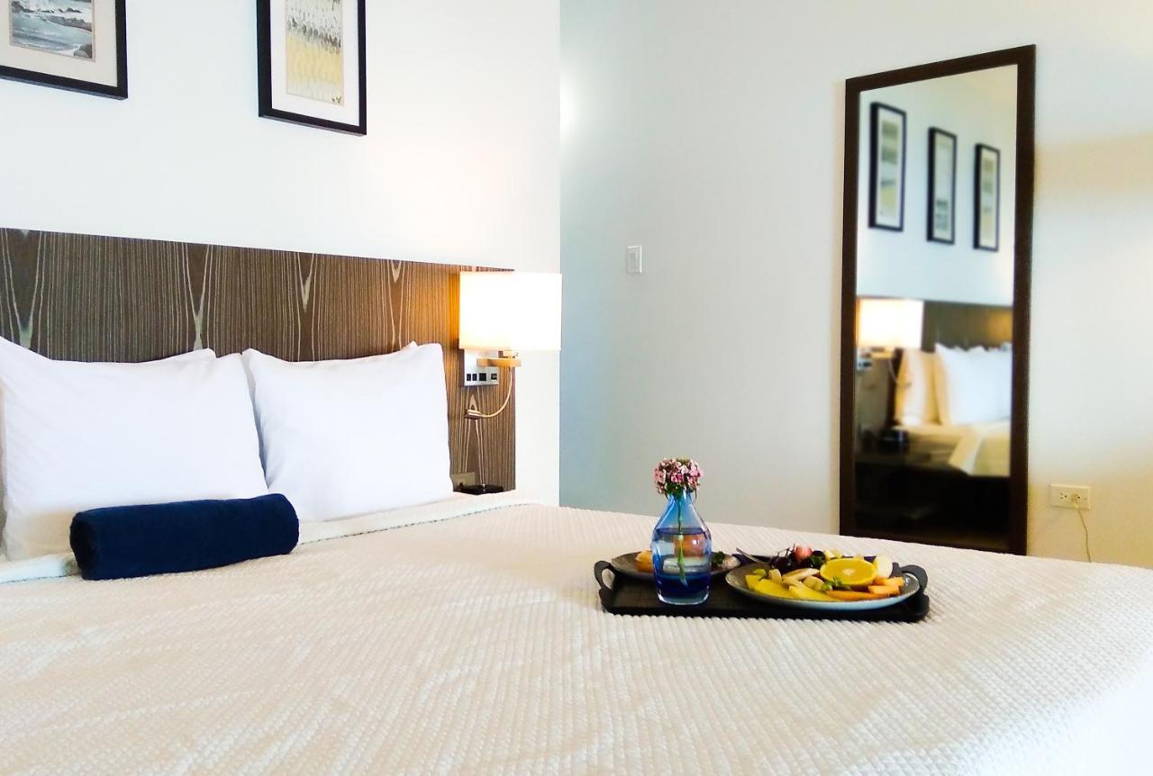 Trade Winds Hotel Dickenson Bay Kültér fotó